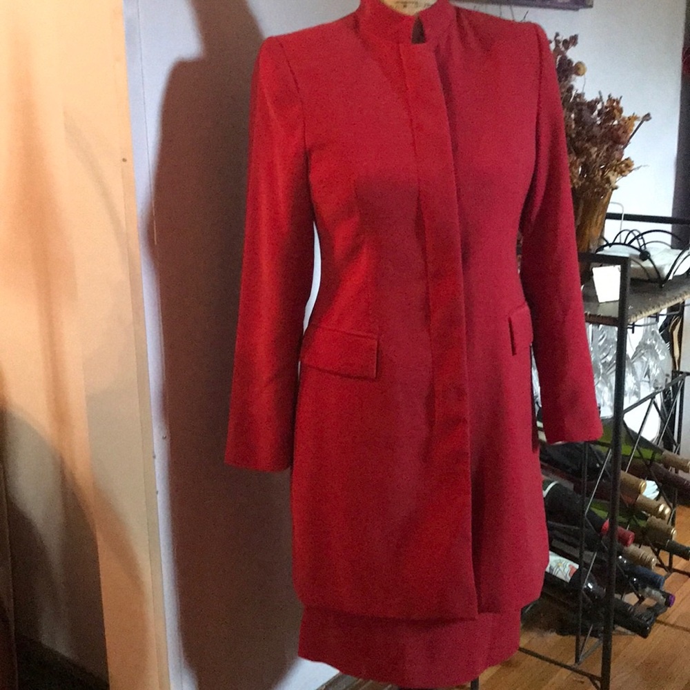 Amanda Smith 2P 3 piece suit